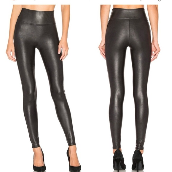 SPANX Black Faux Leather Leggings Petite Medium New - Picture 1 of 11